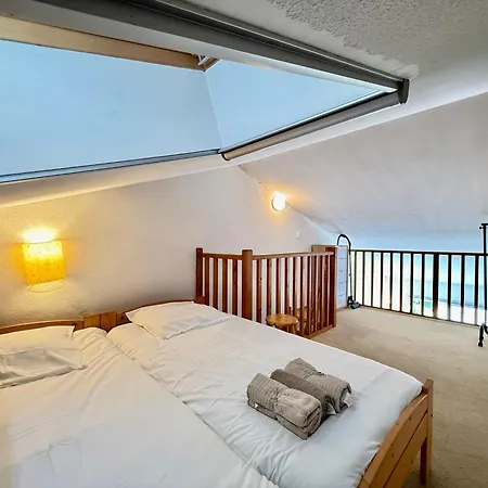 Duplex - Piscine - Terrasse Vue شقة *