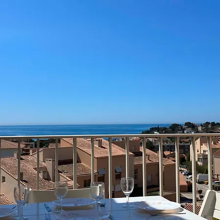 Duplex - Piscine - Terrasse Vue شقة *